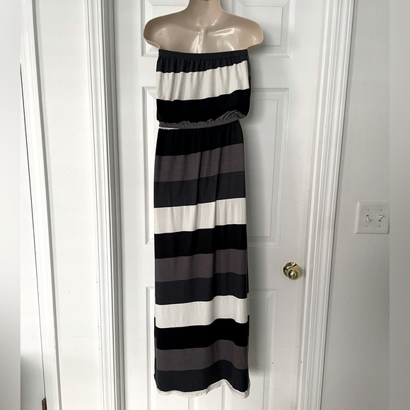 5th & Love Strapless Dress Size Medium - Picture 2 of 2